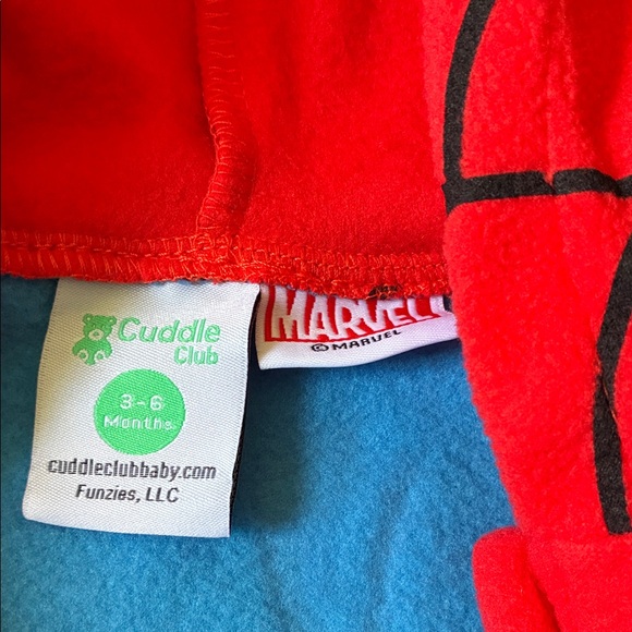 Marvel Superhero Costume Hoodie - Red and Blue - Picture 3 of 6